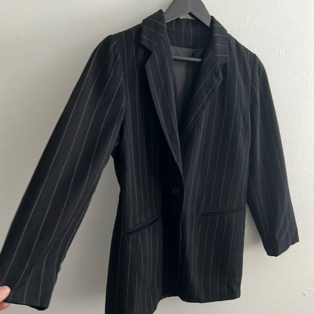 Striped Blazer - Picture 2 of 4